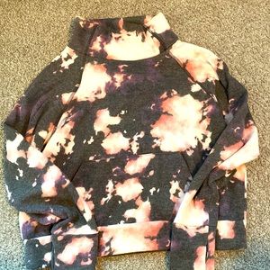 Peyton Jensen tie dye sweatshirt
